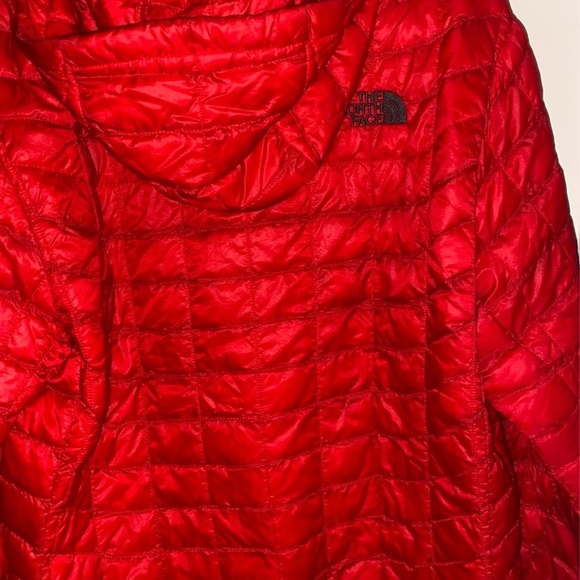 North face jacket - Picture 2 of 7